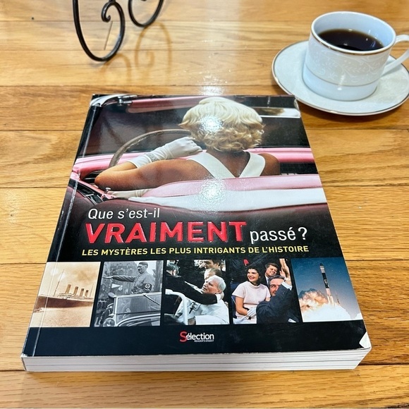 2 for 15‼️Coffee table vintage magazine “Que s’est il vraiment passé?”French - Picture 9 of 13